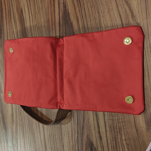 Longchamp Red Nylon Crossbody with Brown Strap - Picture 4 of 8